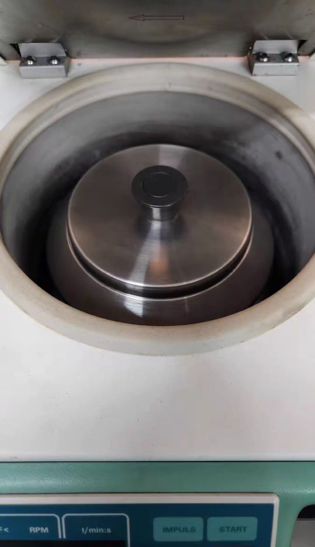 解決Hettich離心機(jī)tachoerror1錯(cuò)誤代碼